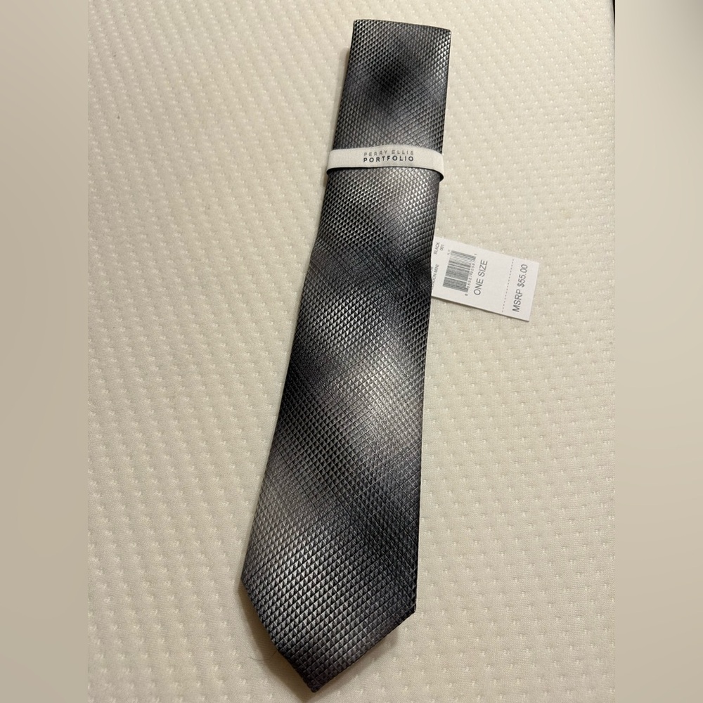 Perry Ellis Portfolio Black & Gray Textured Tie Black Lendor Mini 3 Inches NWT